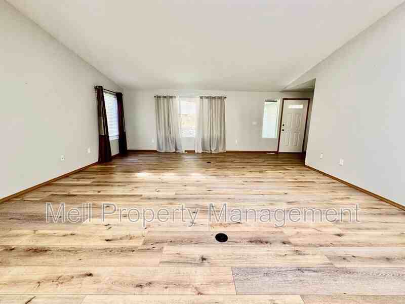 321 E Vine Maple Ln - Photo 6 of 30