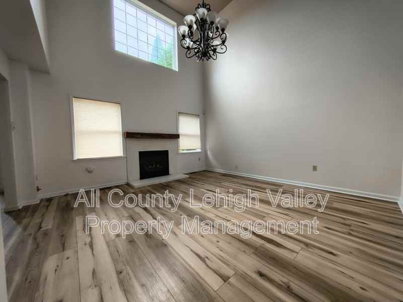 2879 Hope Ridge Dr - Photo 4 of 17