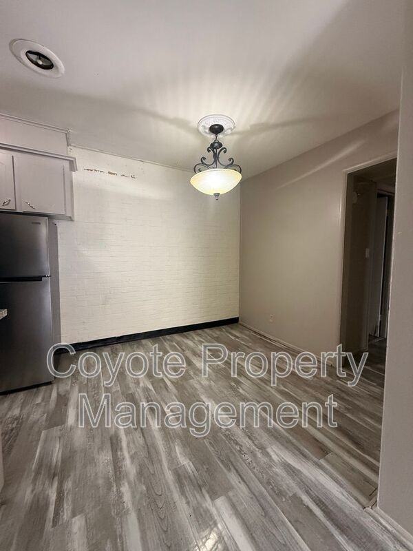 1737 S Peoria Ave #31 - Photo 3 of 6
