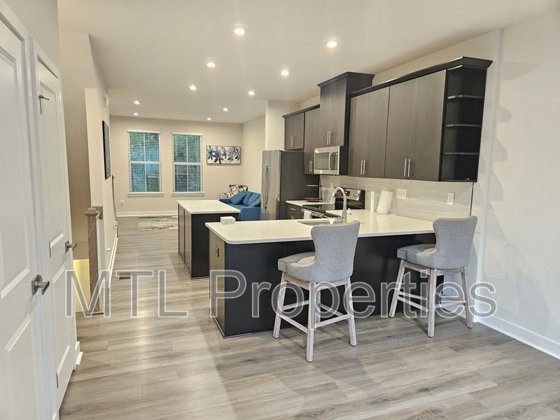 3712 Ellington St - Photo 7 of 20