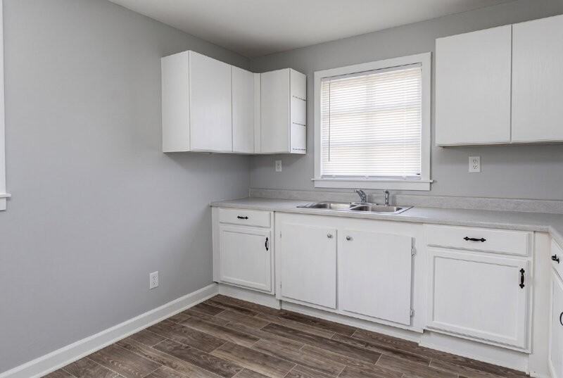 352 Adams St - Photo 7 of 23