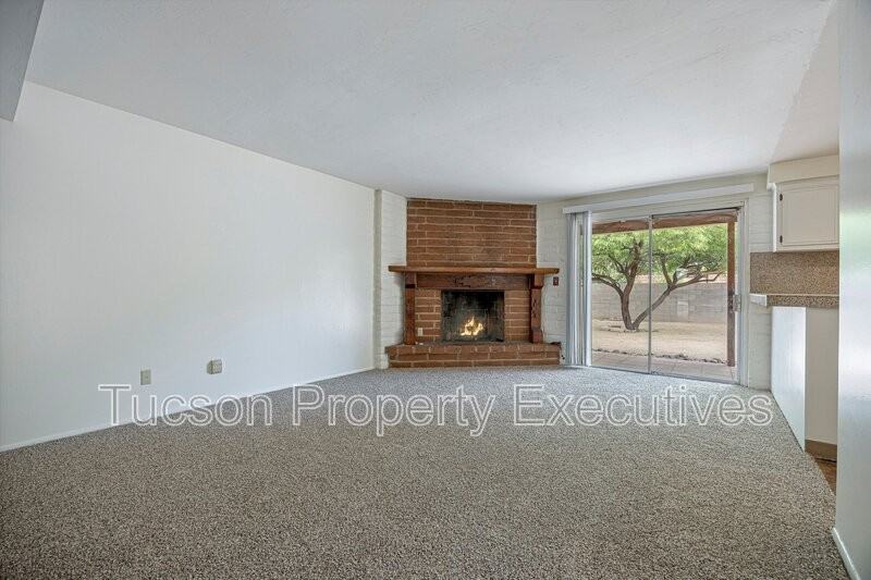 3534 N Palmer Dr - Photo 6 of 29