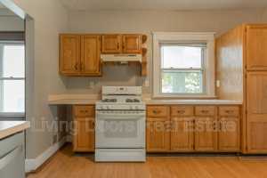 featured image of 1529 N 24th St