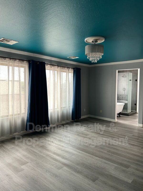 7044 W Alta Vista Rd - Photo 6 of 10