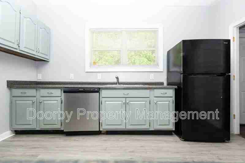 2009 Camden St - Photo 3 of 20