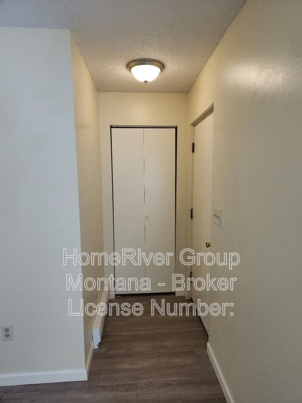 2131 S 4th St W #C - Photo 3 of 17