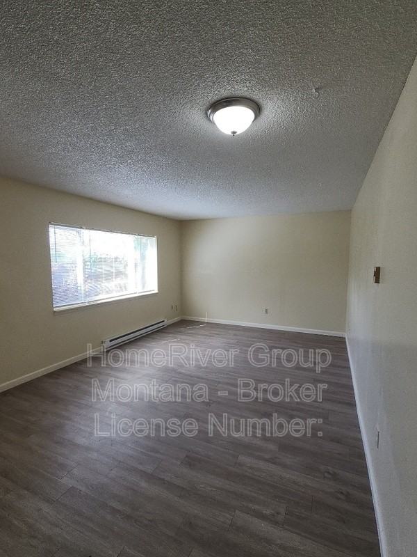 2131 S 4th St W #C - Photo 5 of 17