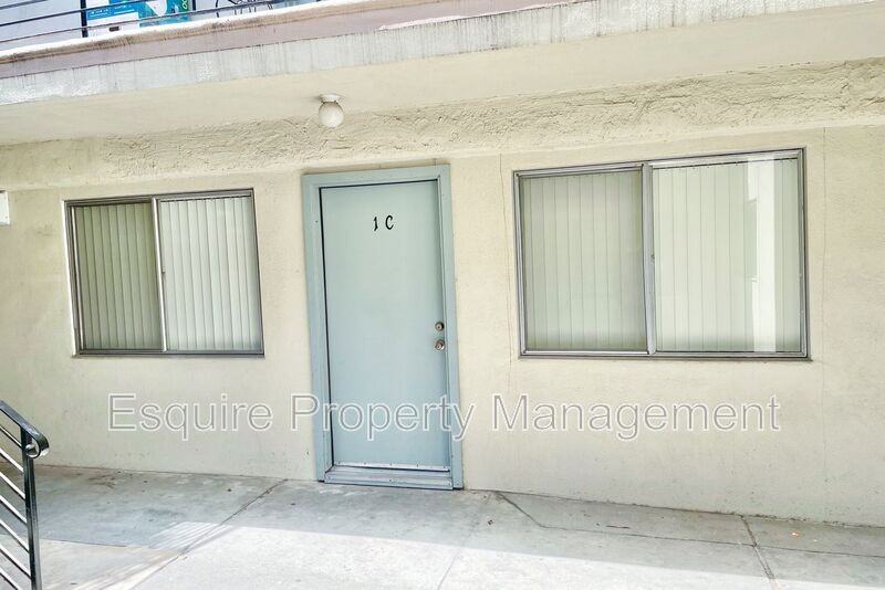 1750 Ventura Blvd Apt 1c - Photo 2 of 14