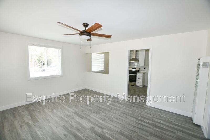 69 Raemere St - Photo 2 of 13