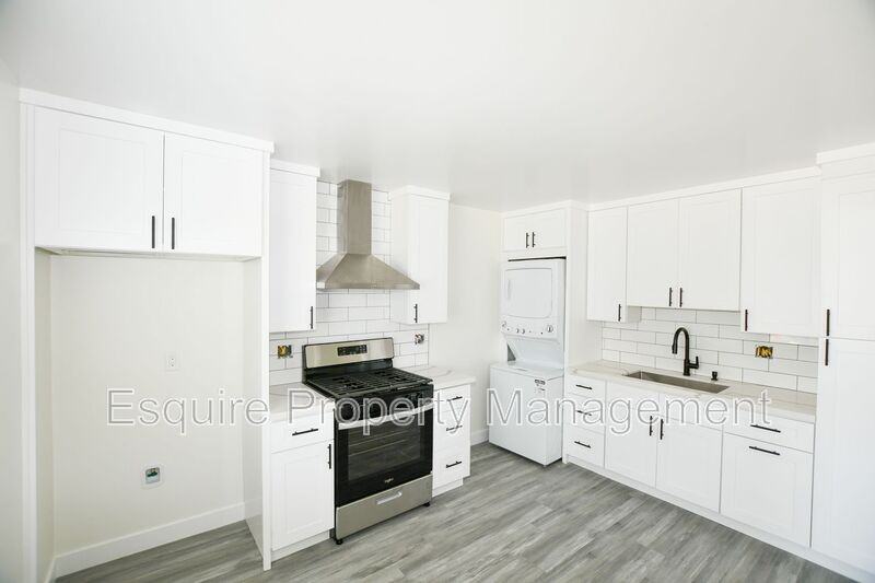 69 Raemere St - Photo 7 of 13