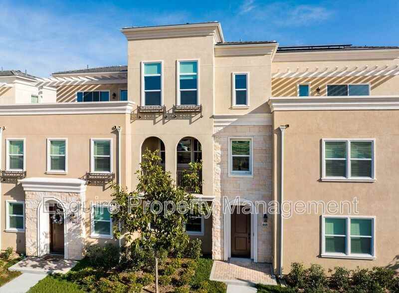 643 Winchester Dr - Photo 2 of 39