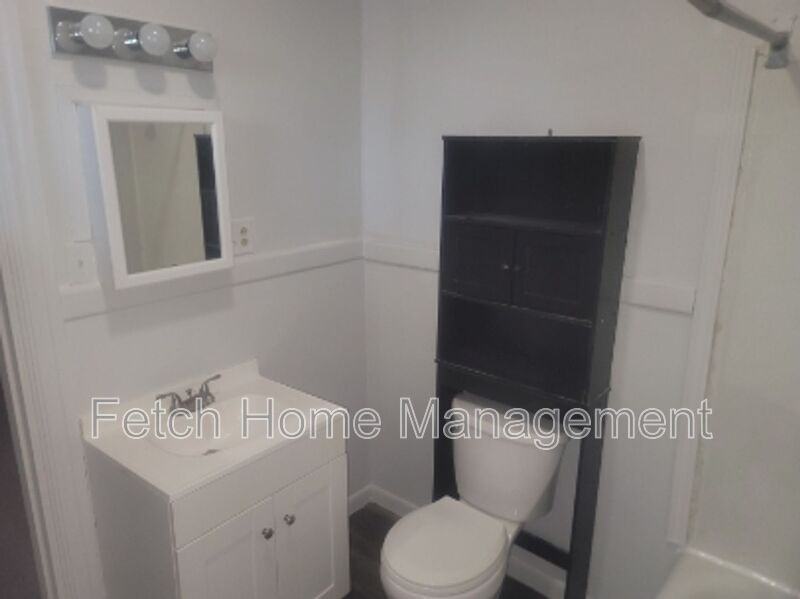 107 E Main St #1 - Photo 6 of 14