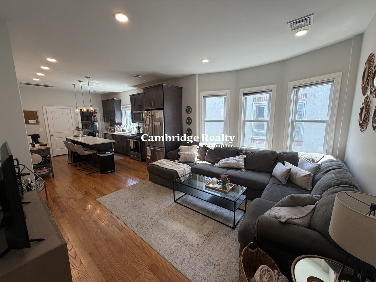 440 Windsor St #2 - Photo 2 of 18