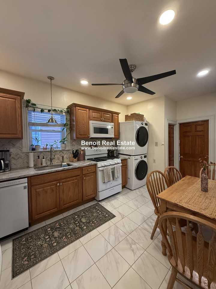 Trull St - Photo 2 of 16