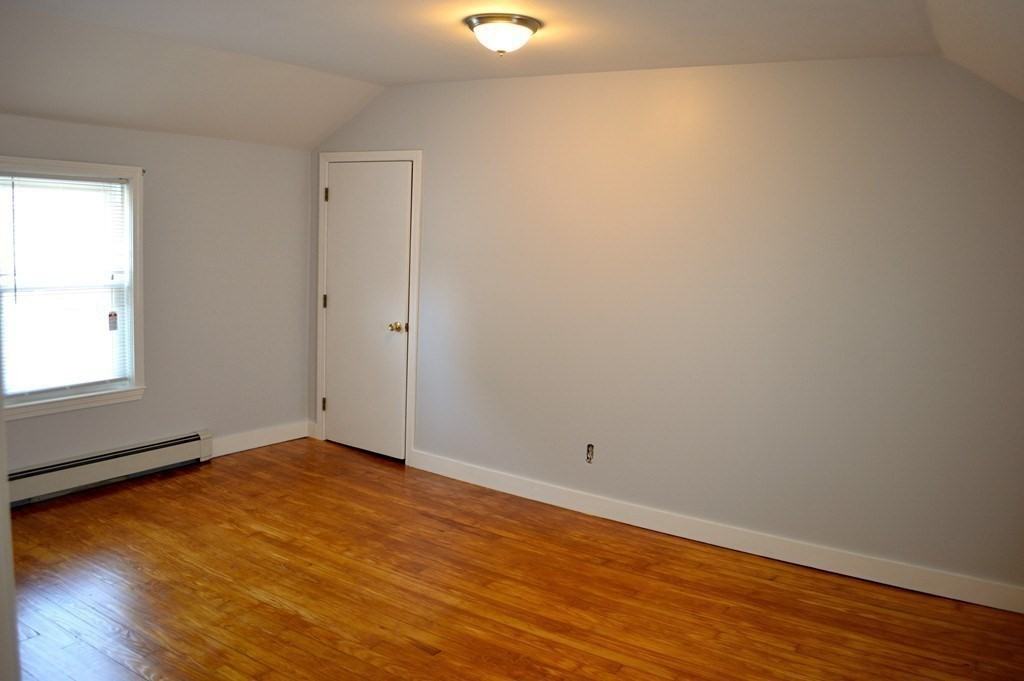 25 Mcbride St #3 - Photo 6 of 7