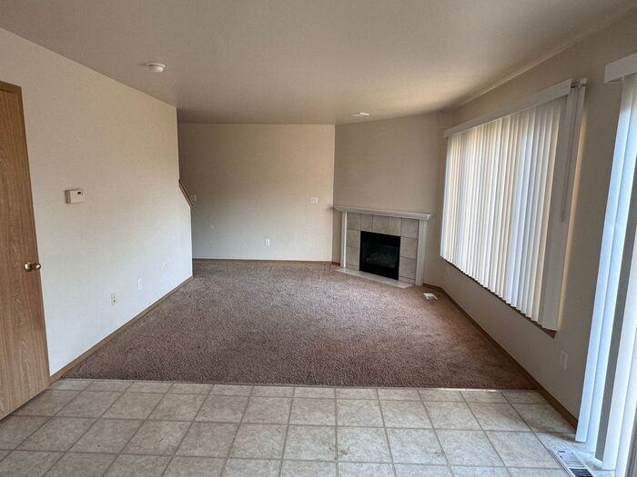 6620 131st St E - Photo 5 of 13