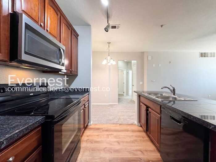 2682 S Cathay Way #8-112 - Photo 7 of 23