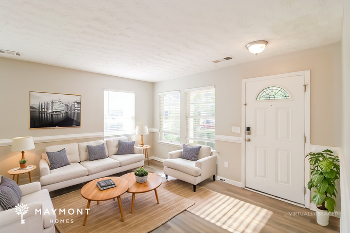5601 Sable Way - Photo 6 of 15