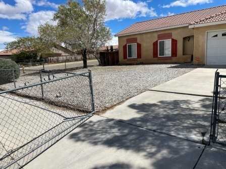 10747 Tolliver St - Photo 2 of 18