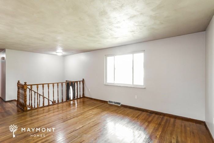 8023 Barret Rd - Photo 6 of 16