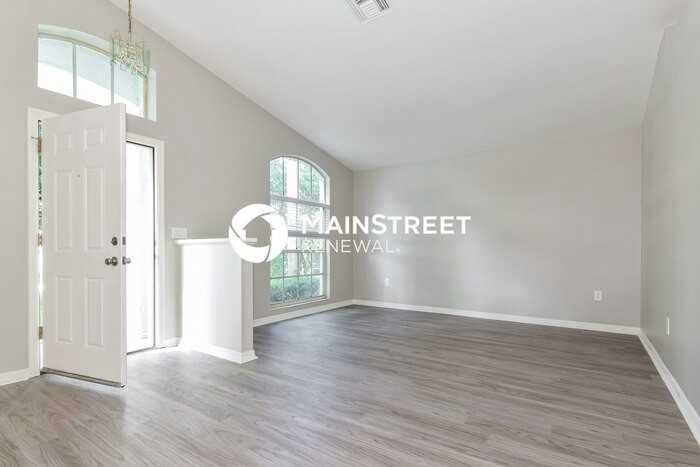 3232 Fremont Ct - Photo 2 of 15