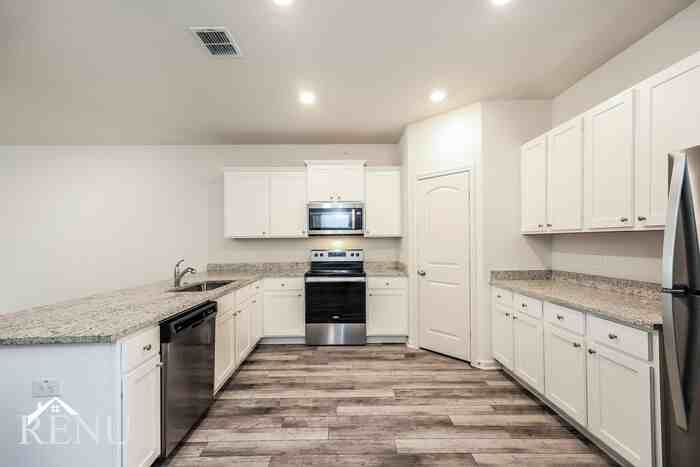 2826 Praline Fry - Photo 5 of 25