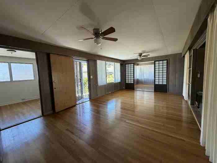 1644D Palolo Ave - Photo 2 of 5