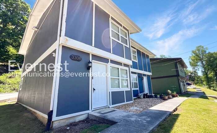 3308 Roadrunner Trl - Photo 2 of 25