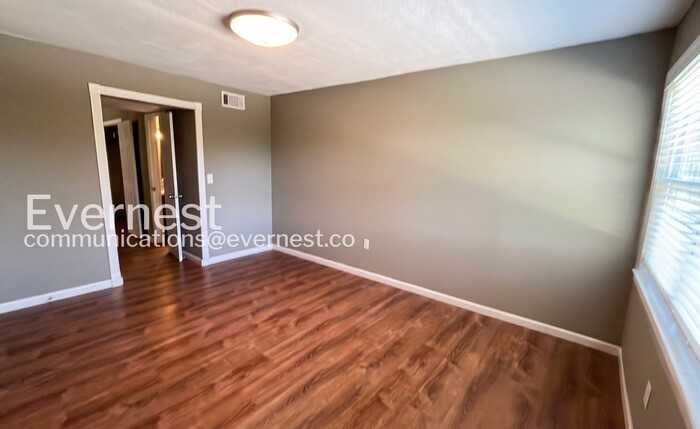 3308 Roadrunner Trl - Photo 3 of 25