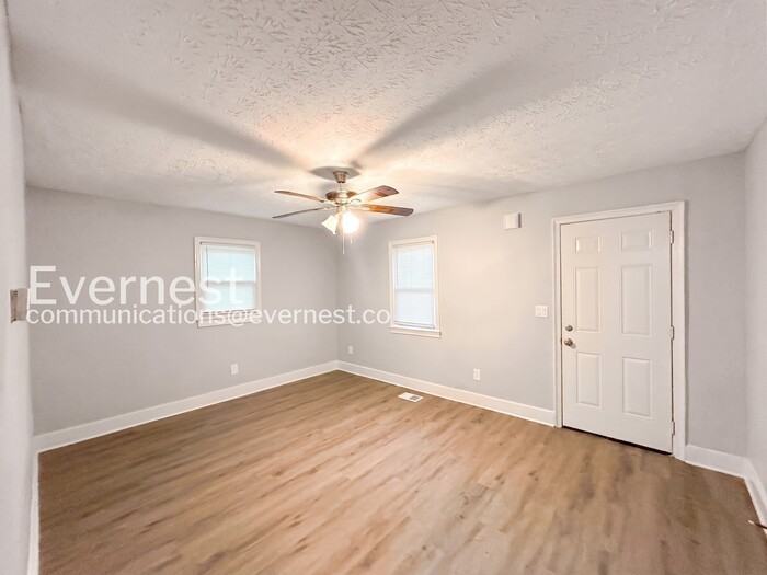 2175 Pansy St Nw - Photo 5 of 24