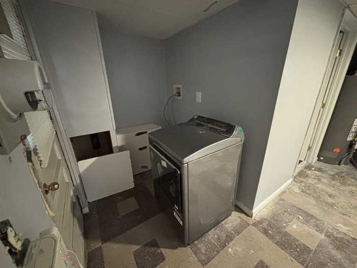 8199 Del Haven Rd - Photo 5 of 15