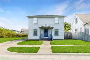 featured image of 813 Furman Ave #2