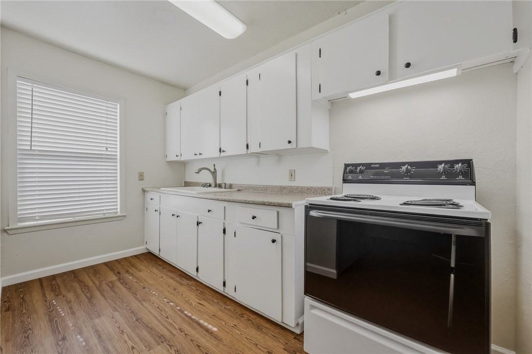 813 Furman Ave #2 - Photo 6 of 23