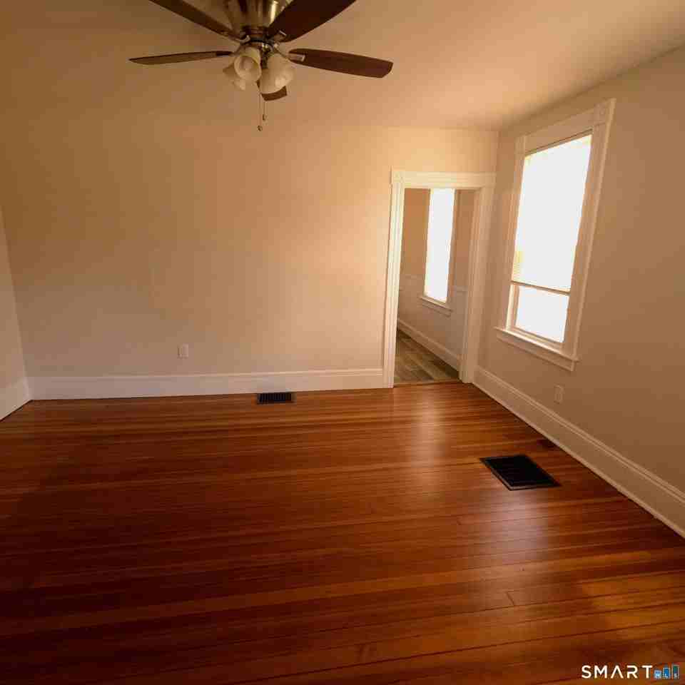 27 Maple St #27 - Photo 6 of 20