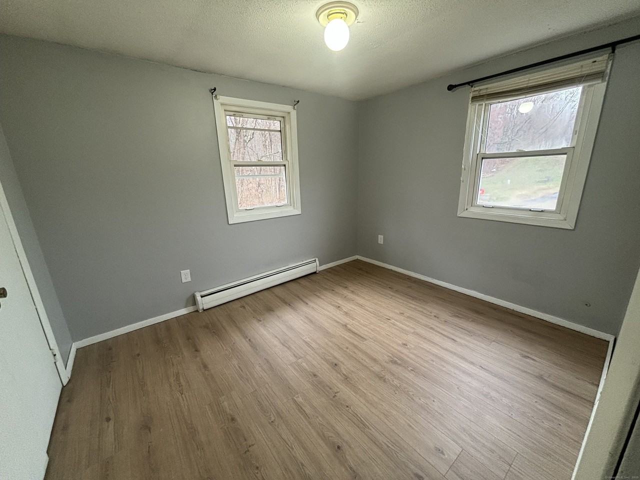 9 White Oak Rd #D - Photo 6 of 11