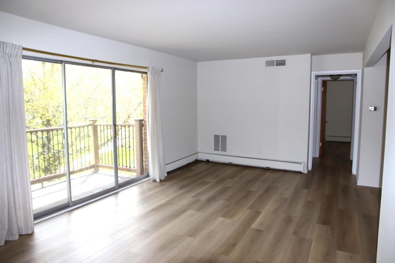 1257 Island Dr #203 - Photo 3 of 26