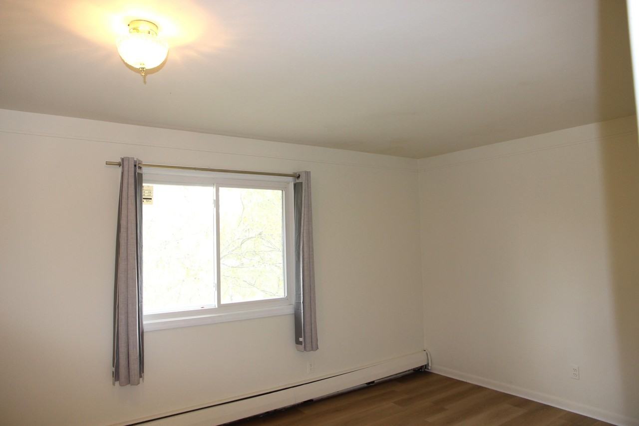 1257 Island Dr #203 - Photo 6 of 26