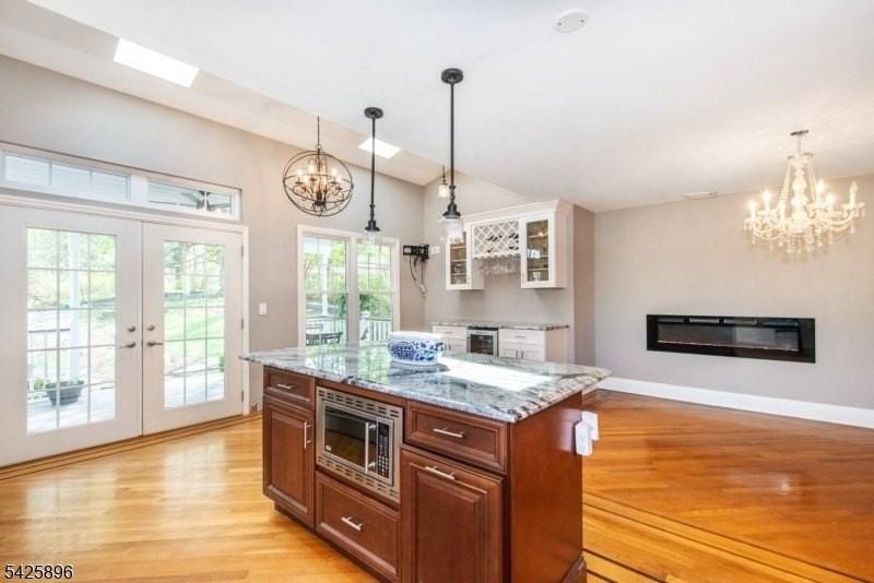 305 Quaker Church Rd - Photo 6 of 20