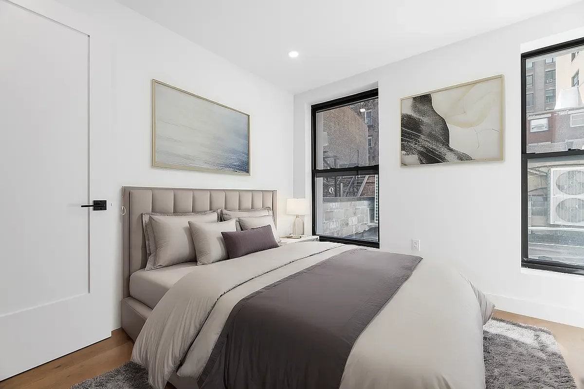 18 E 13th St #4 - Photo 5 of 9