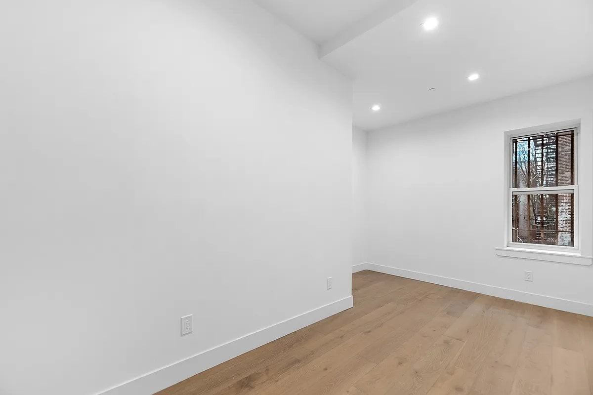 155 Rivington St #6 - Photo 7 of 10