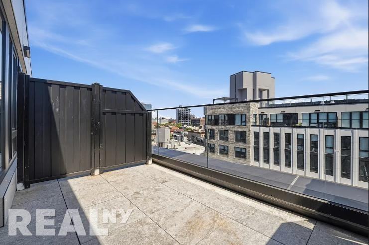 Bedford Ave #707B - Photo 5 of 12