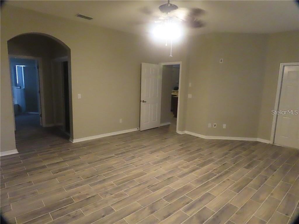 4505 Rock Hill Loop - Photo 3 of 15