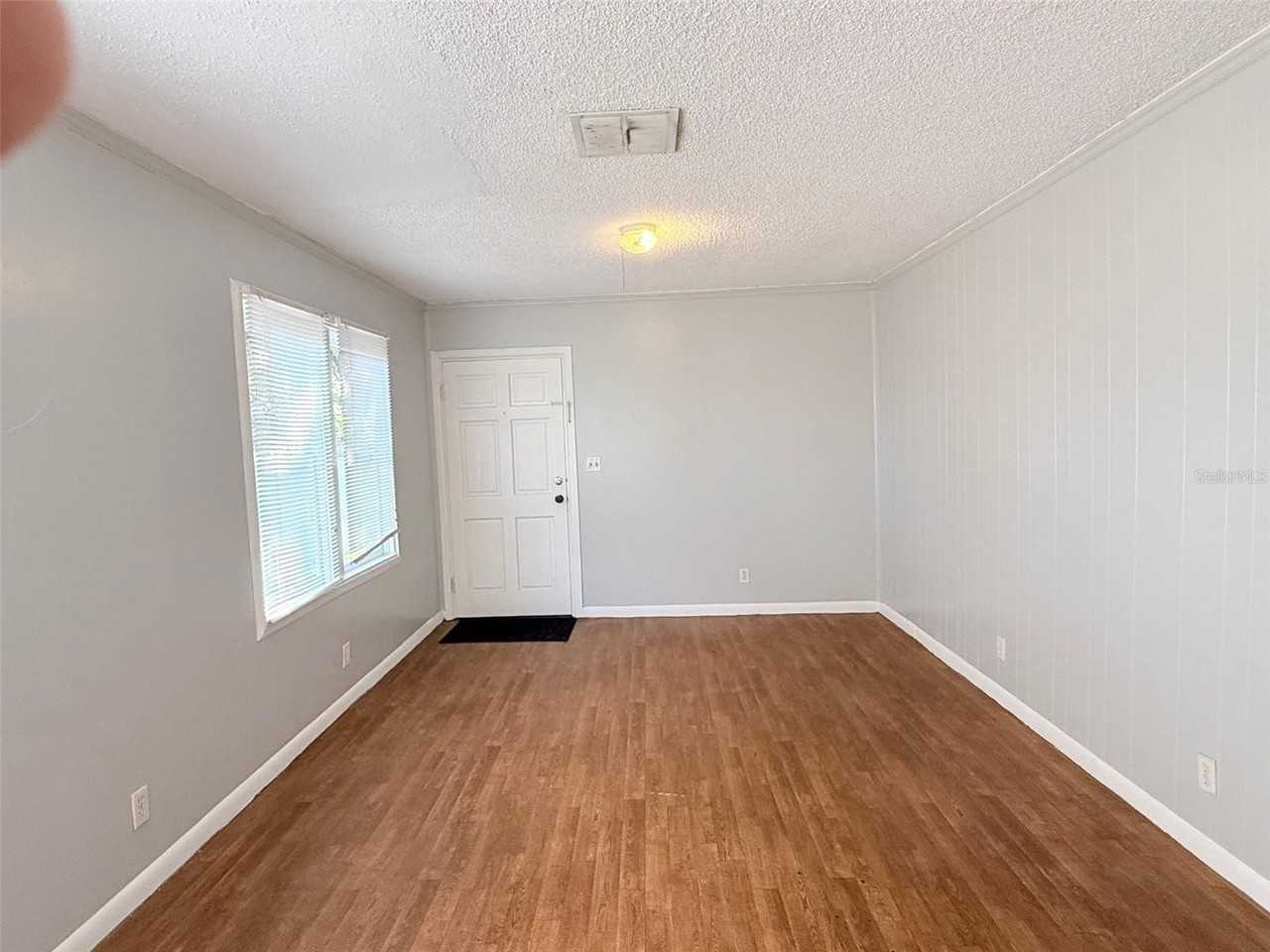 3527 3rd Ave N - Photo 2 of 19