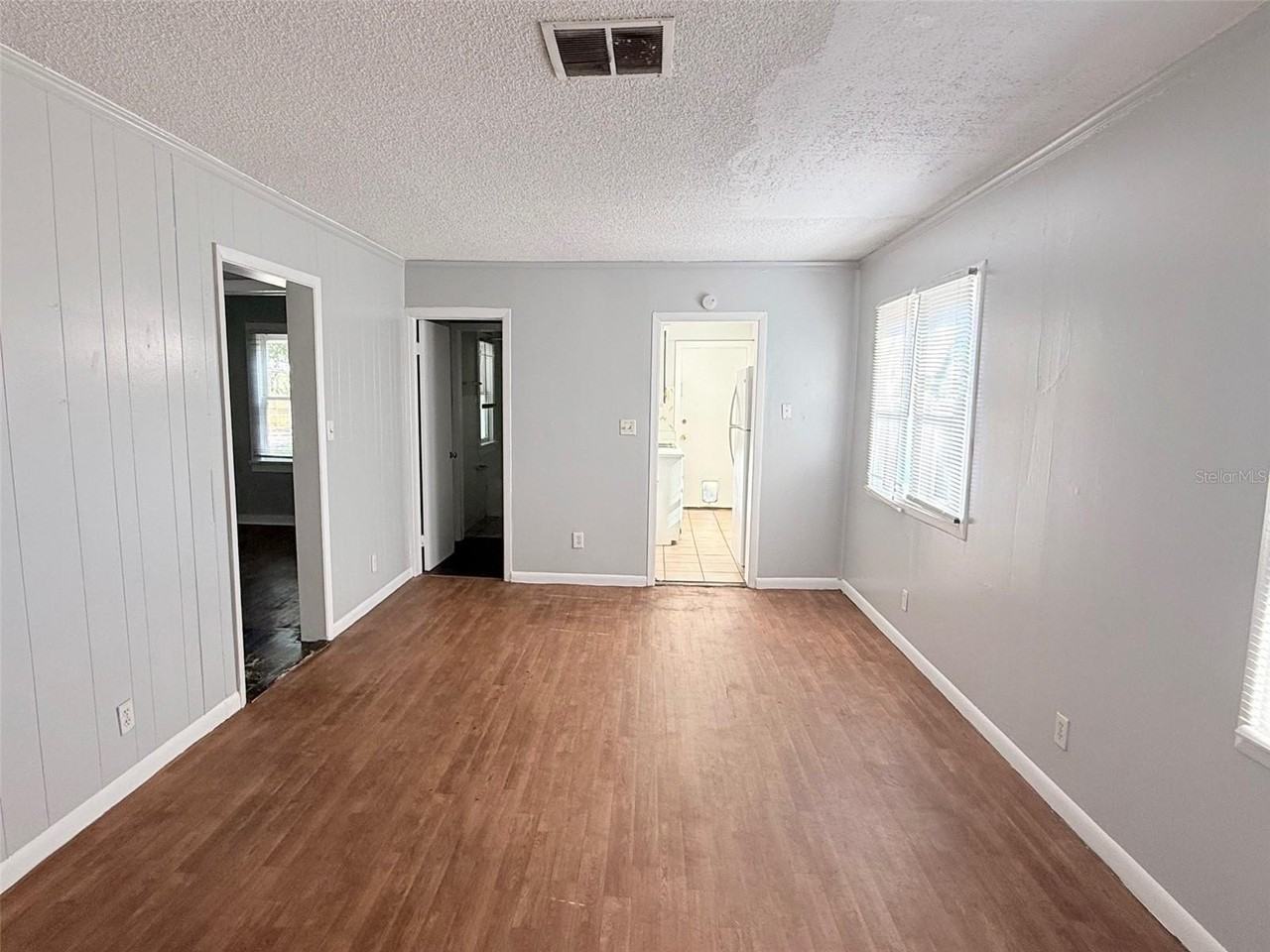 3527 3rd Ave N - Photo 4 of 19