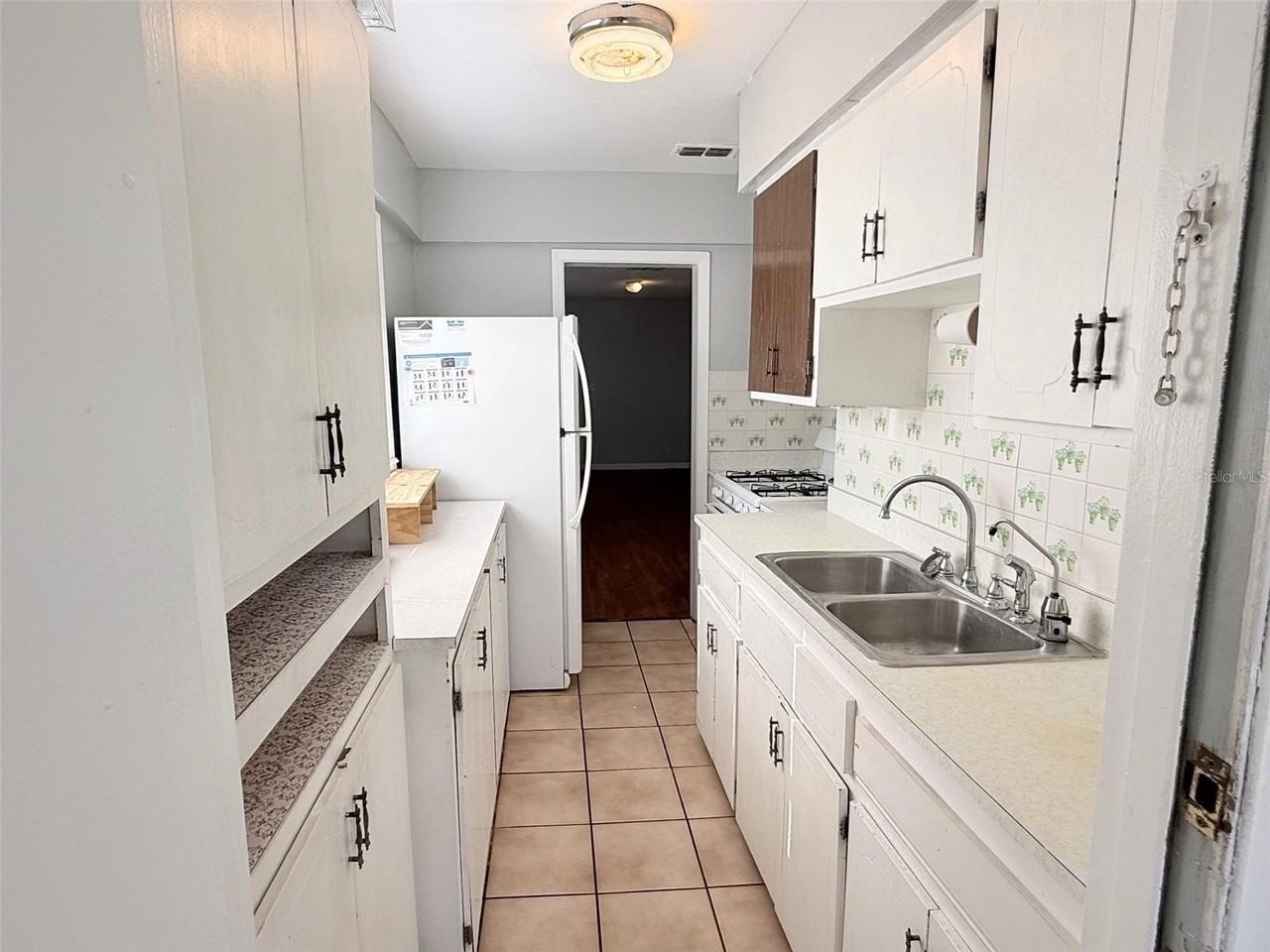 3527 3rd Ave N - Photo 6 of 19