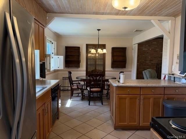 99 Convent Rd - Photo 5 of 12