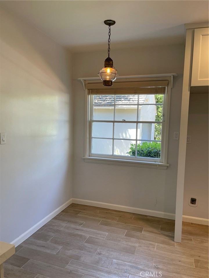 1505 Bradbury Rd - Photo 5 of 15