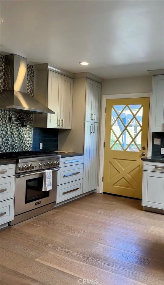 1864 Laurel Rd - Photo 4 of 19