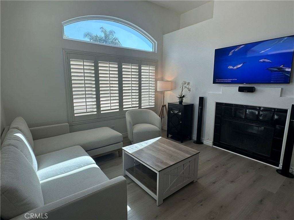 28173 Via Luis - Photo 4 of 23