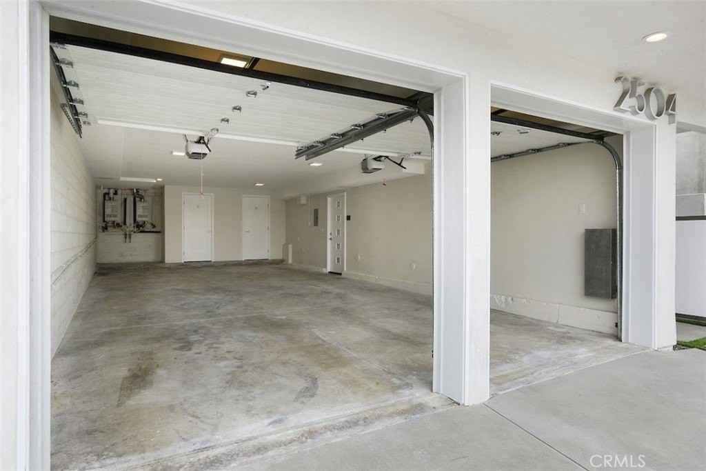 2504 Highland Ave #B - Photo 4 of 20